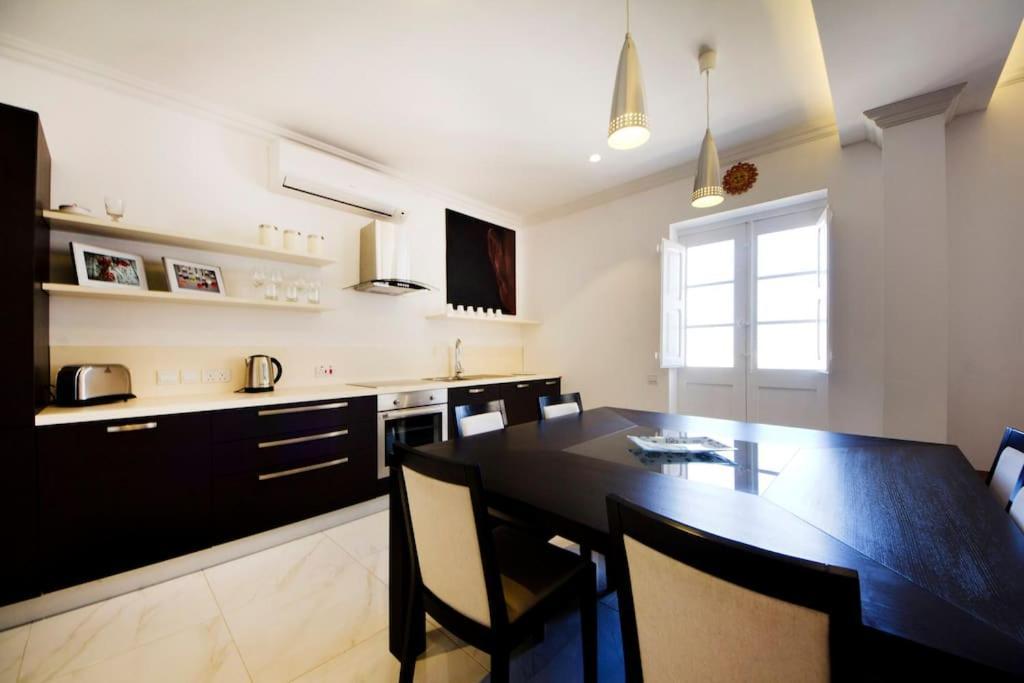 Ag3 - Large, Bright And Stylish Apartment วัลเลตตา ภายนอก รูปภาพ